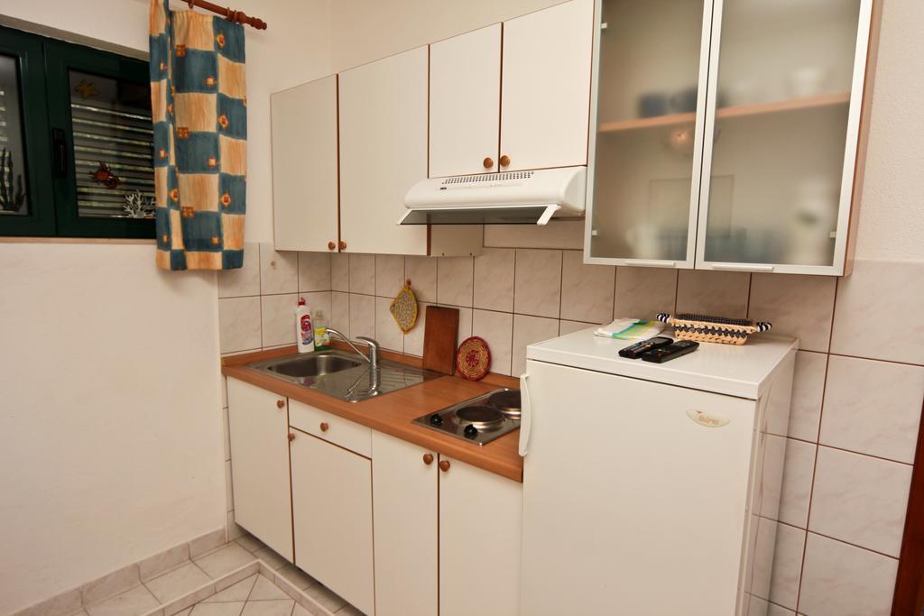Apartments Toni Two Igrane Εξωτερικό φωτογραφία