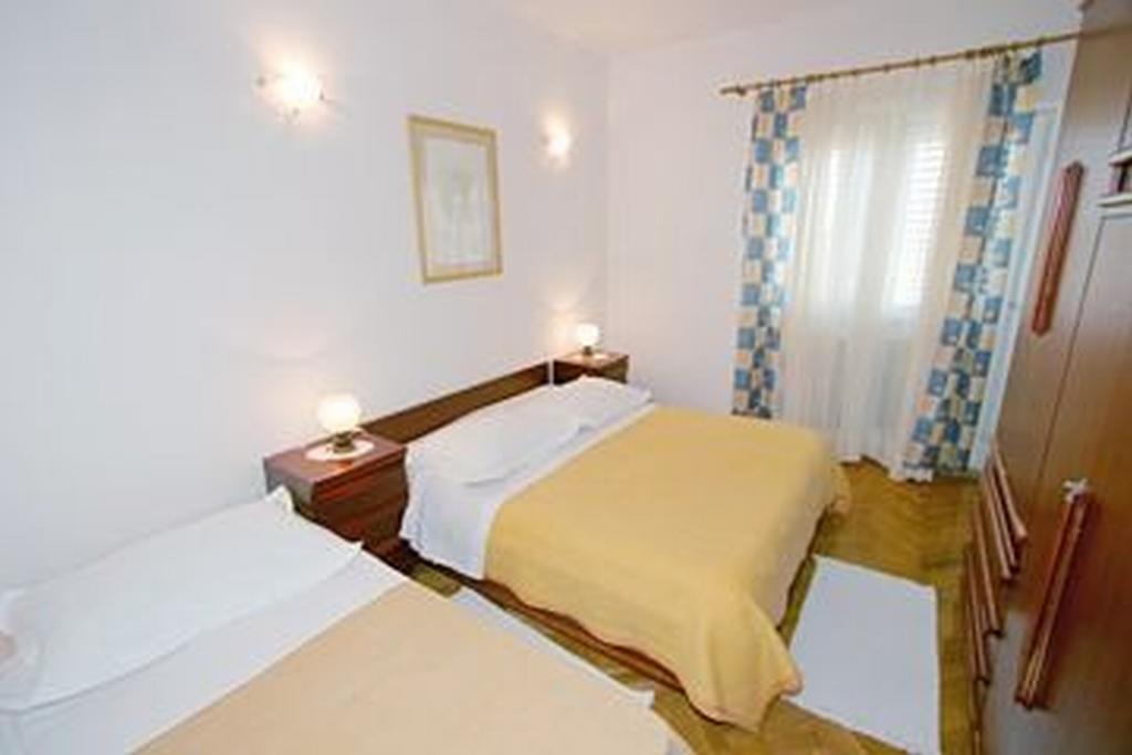 Apartments Toni Two Igrane Εξωτερικό φωτογραφία