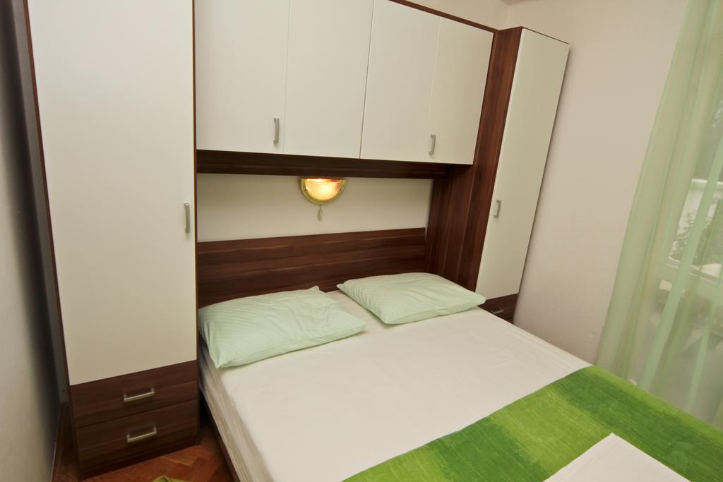 Apartments Toni Two Igrane Εξωτερικό φωτογραφία