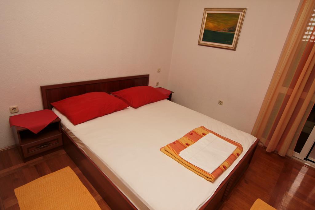 Apartments Toni Two Igrane Εξωτερικό φωτογραφία