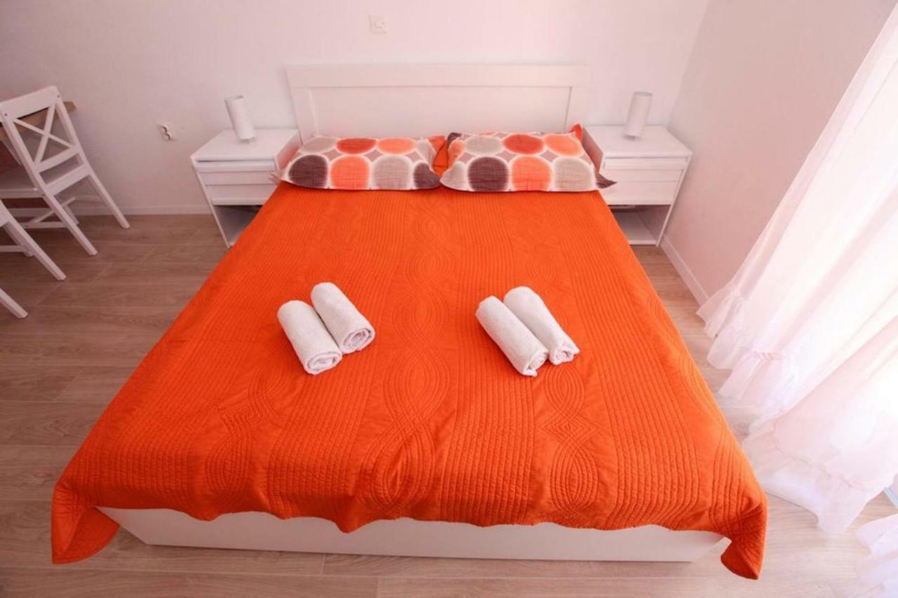 Apartments Toni Two Igrane Εξωτερικό φωτογραφία