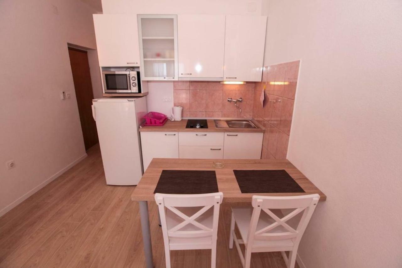 Apartments Toni Two Igrane Εξωτερικό φωτογραφία